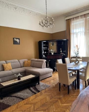 Izabella Home Budapest Exterior foto