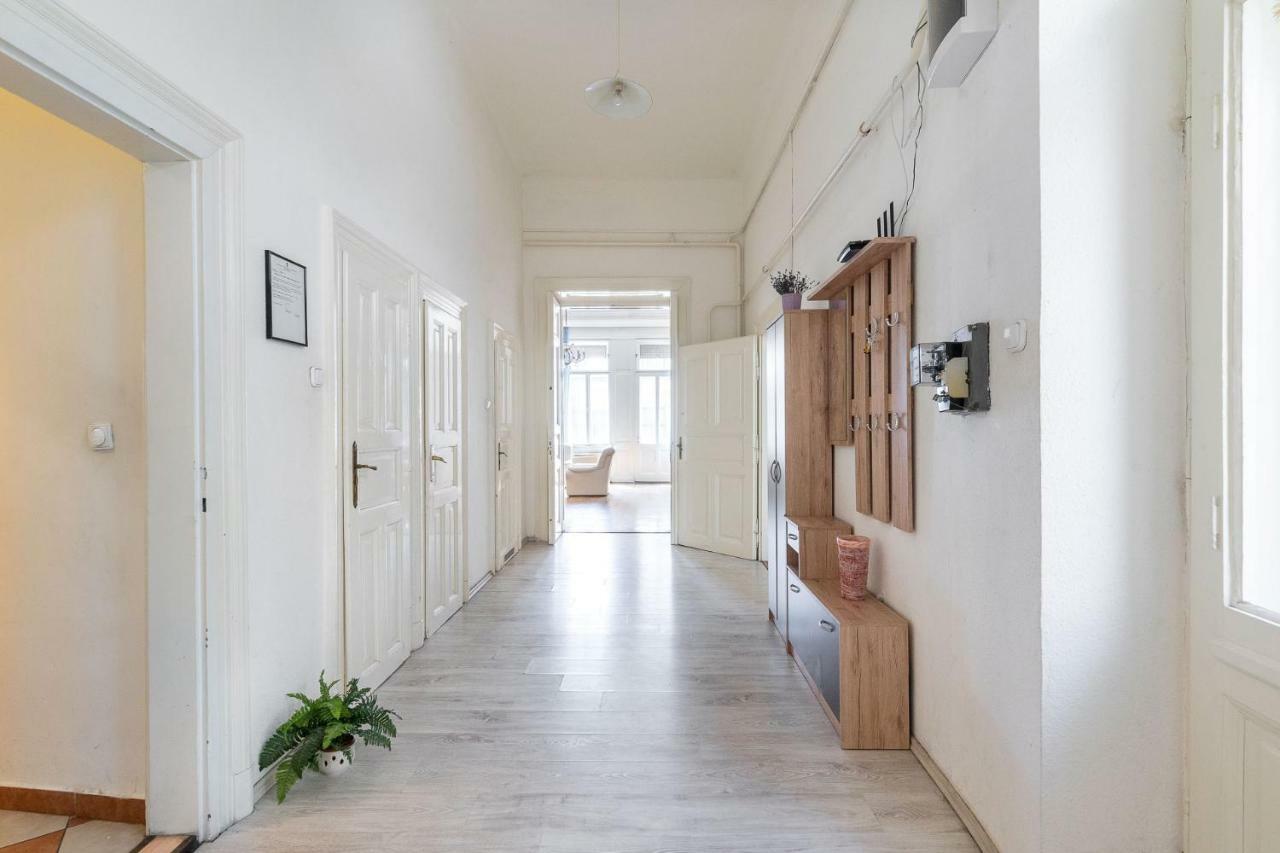 Izabella Home Budapest Exterior foto